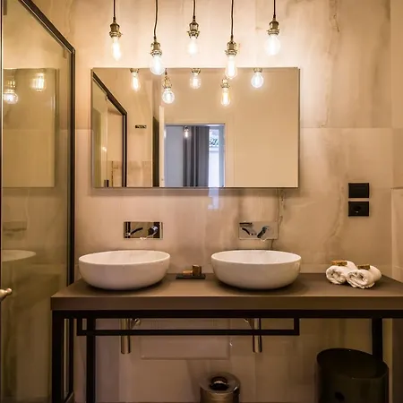 Design Club Collection * بولونيا