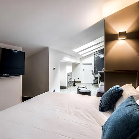 Design Club Collection * Bologna